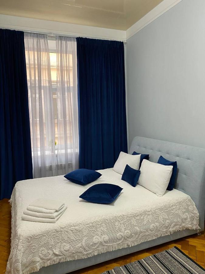 Centr Opera House 2 Rooms Lemberg Exterior foto